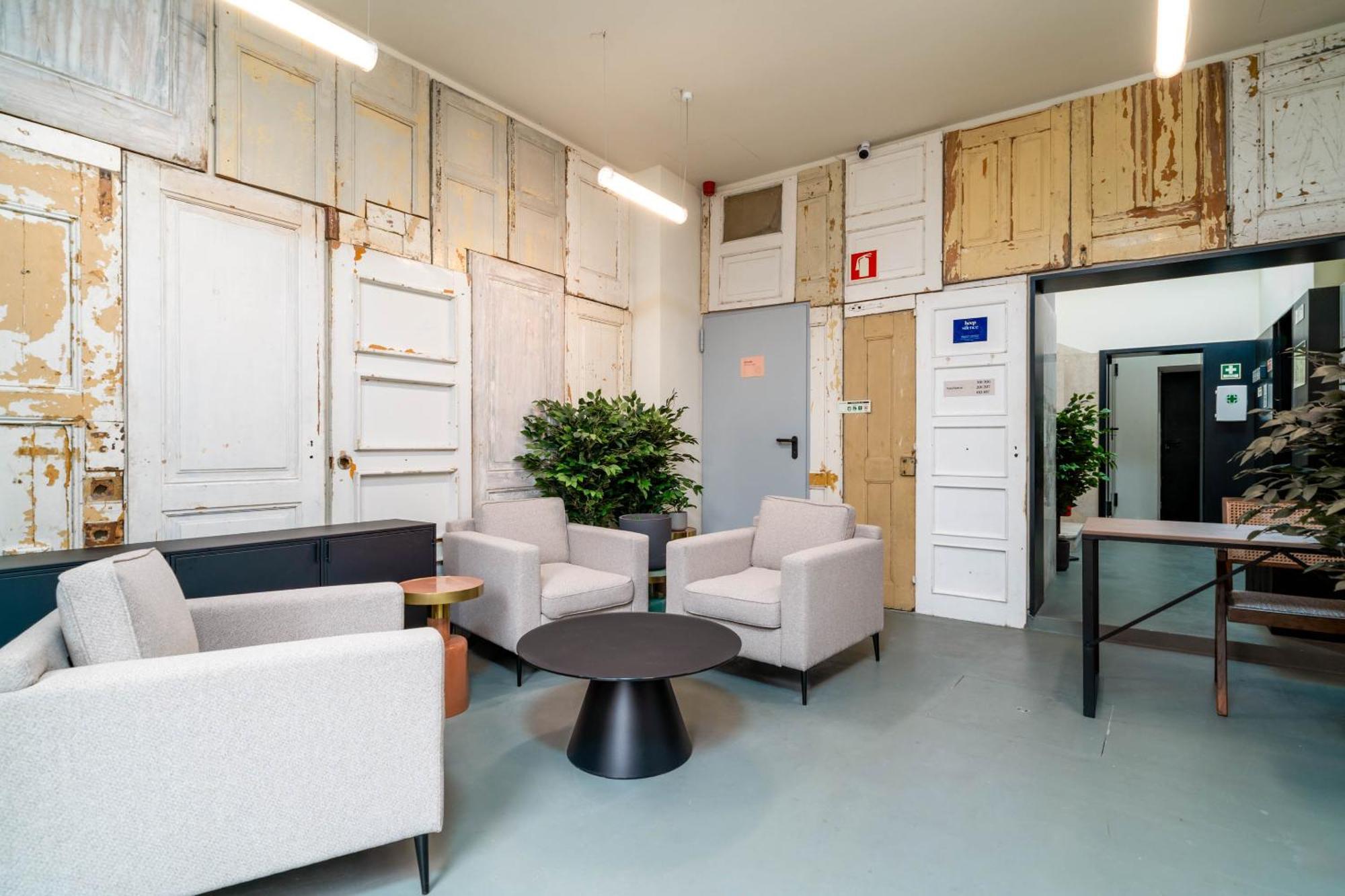 Limehome Porto Rua Das Oliveiras Bagian luar foto
