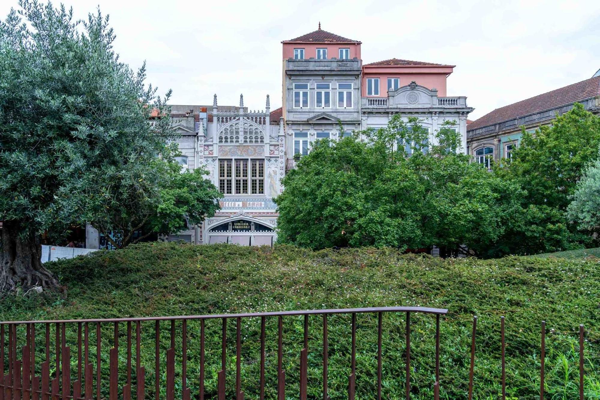 Limehome Porto Rua Das Oliveiras Bagian luar foto