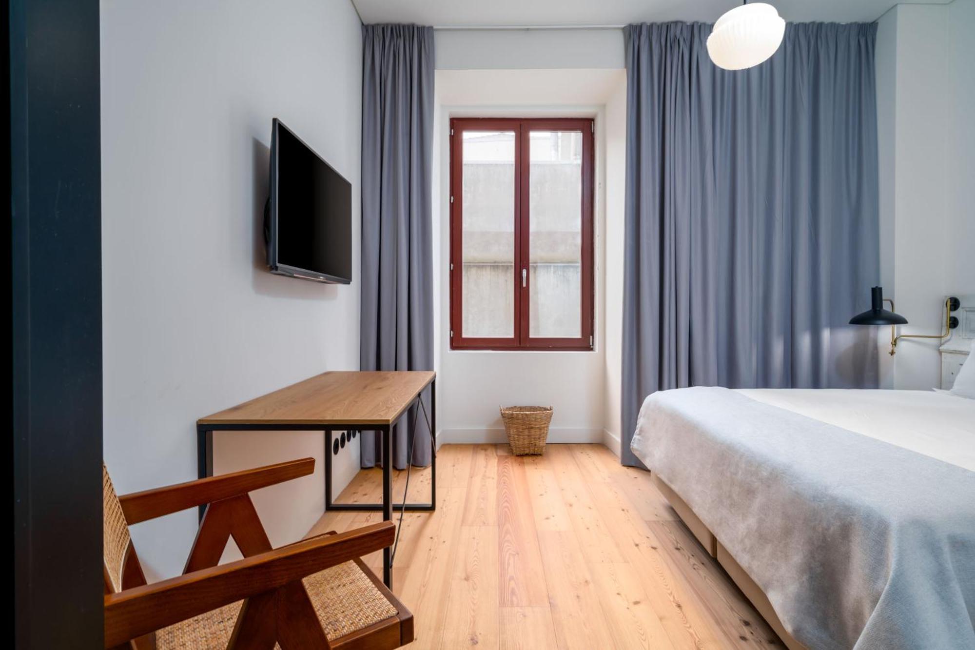 Limehome Porto Rua Das Oliveiras Bagian luar foto
