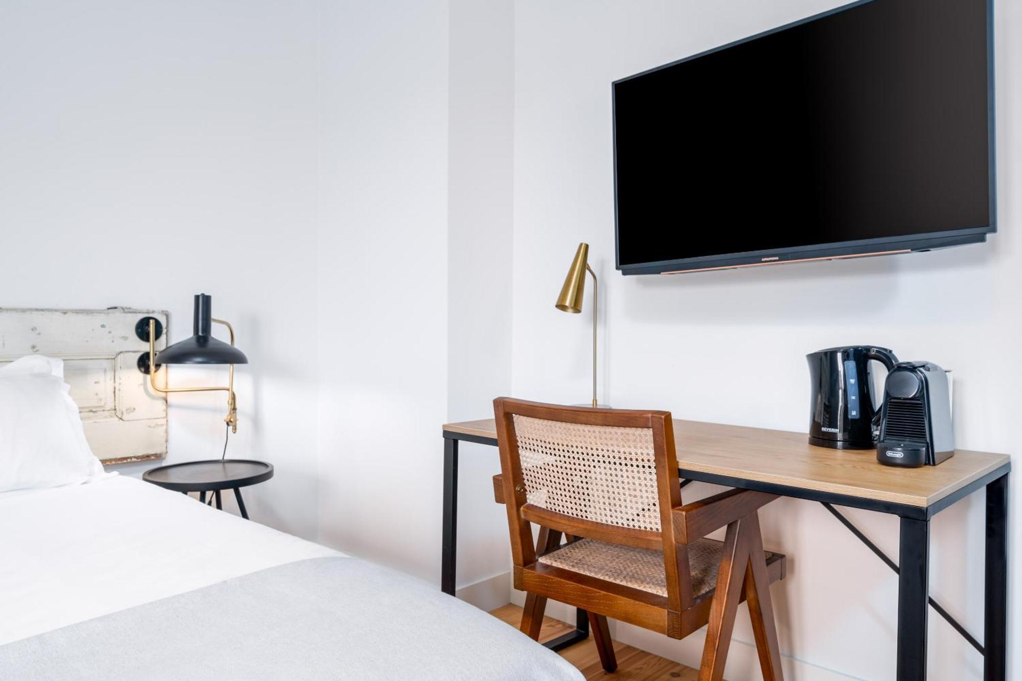 Limehome Porto Rua Das Oliveiras Bagian luar foto
