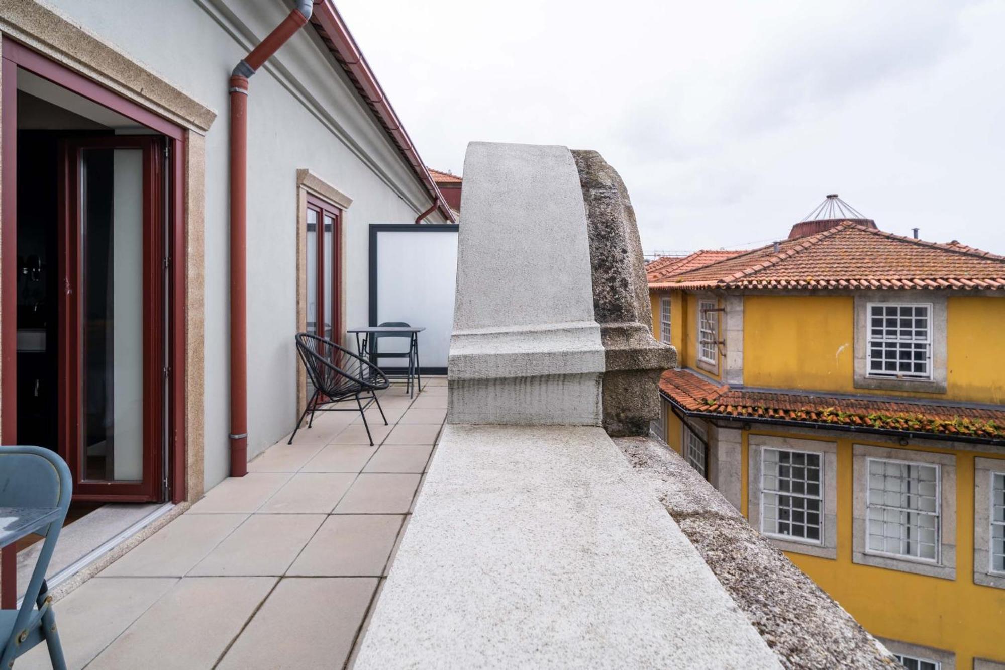 Limehome Porto Rua Das Oliveiras Bagian luar foto