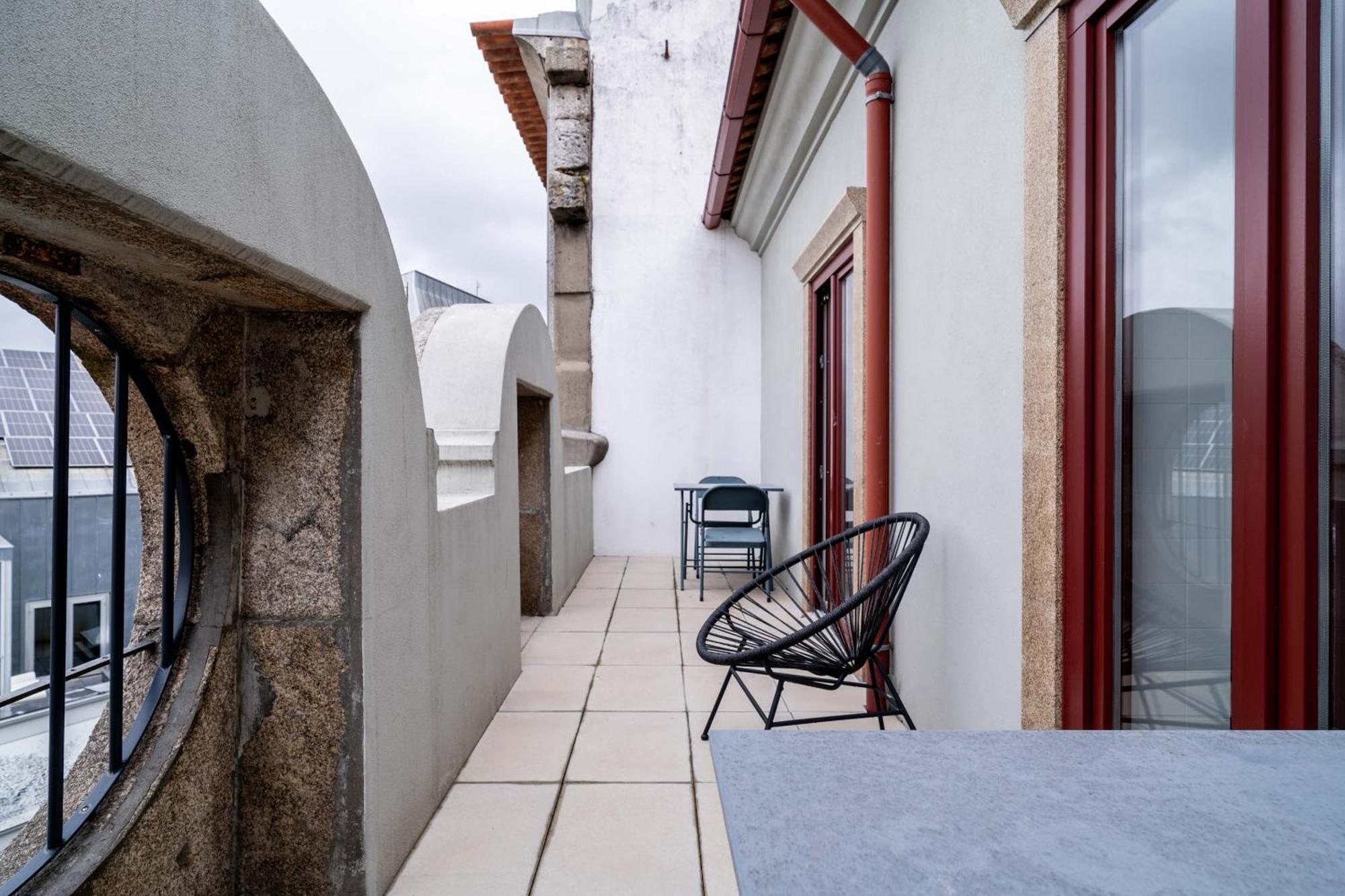 Limehome Porto Rua Das Oliveiras Bagian luar foto